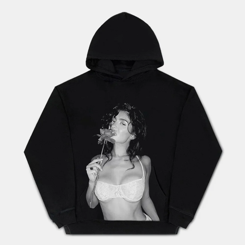 KYLIE JENNER 12.28 2.0 TEE - Image 3
