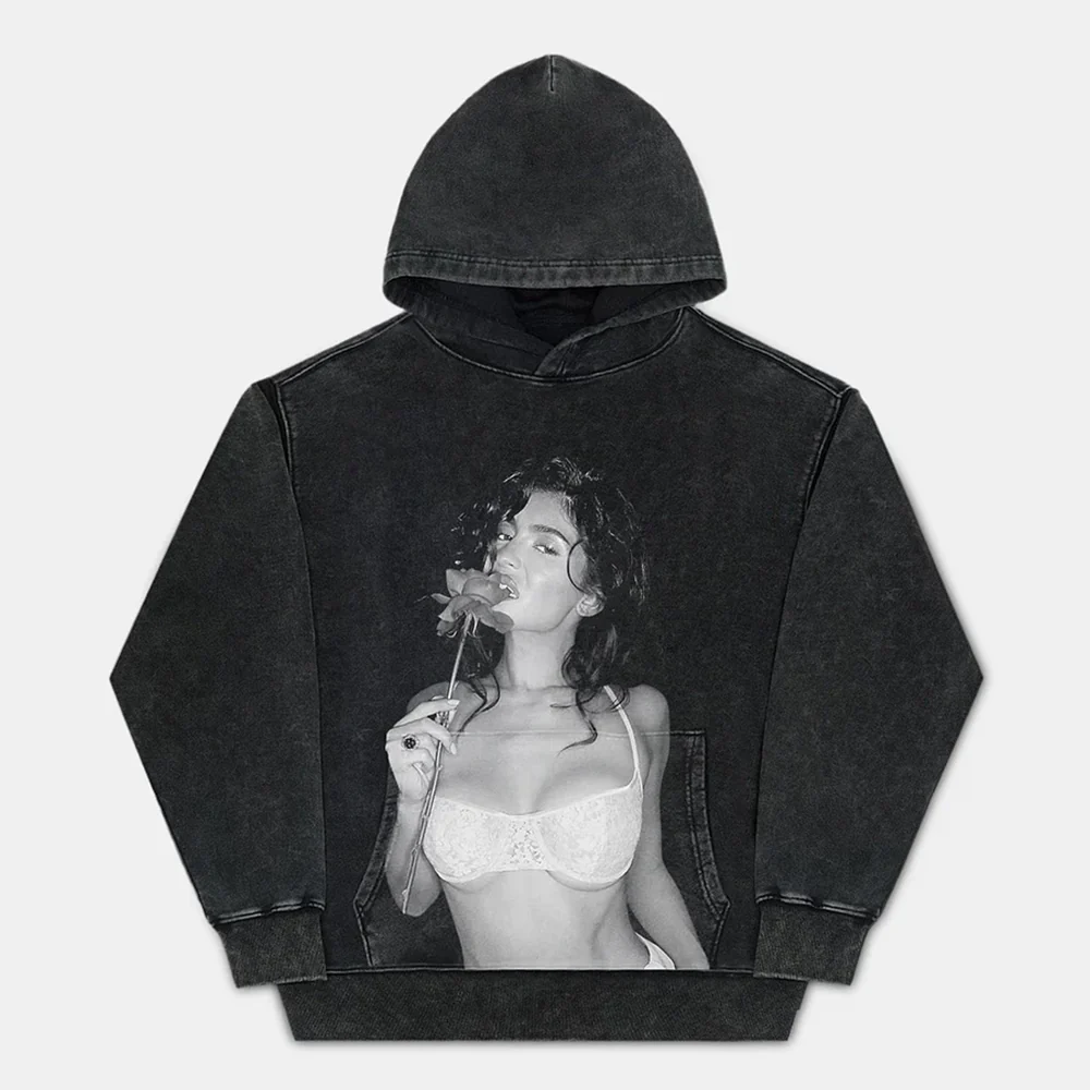 KYLIE JENNER 12.28 2.0 TEE - Image 4